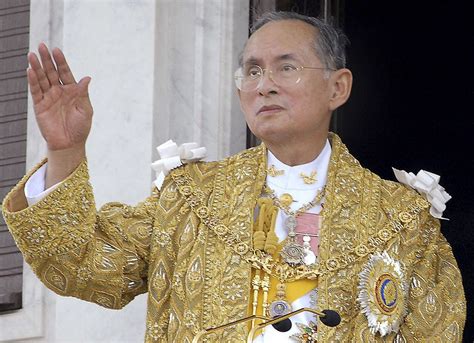 Thailand S King World S Longest Reigning Monarch Dies At 88