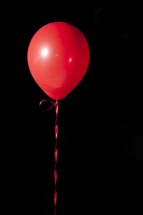Free Stock Photo 3836 Red Floating Balloon Freeimageslive