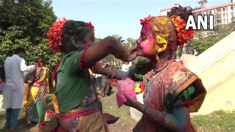 Ani On Twitter West Bengal People Play Holi By Splashing Colours On Each Other Amid The