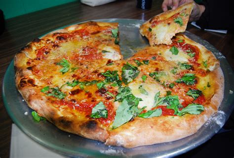 Thrillist Presents The 10 Best Pizzas In Nyc