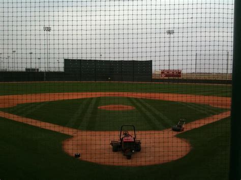 World Of Technology Mowed Some Cool Designs On Baseball Fields