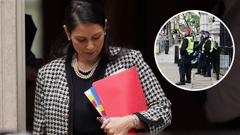 Met Police Federation Chairman Blasts Priti Patel Over Her Treatment Of Police Officers Lbc