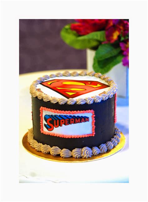 Tidak semua orang mahu kek pada hari jadi mereka. kek hari jadi superman - Prettysmallbakery