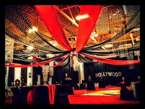 High School Goes Hollywood For Prom Hollywood Prom Themes Red