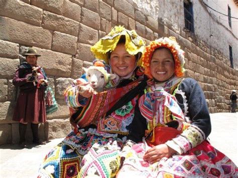 Cusco Peru Women Cusco Girls 300x225 Antique And Charming Cusco Is