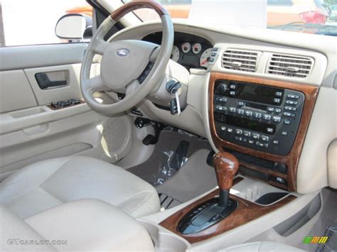 Mediumdark Pebble Interior 2005 Ford Taurus Sel Photo 49961348