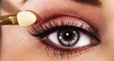 10 Gorgeous Step By Step Eye Makeup Tutorials For New