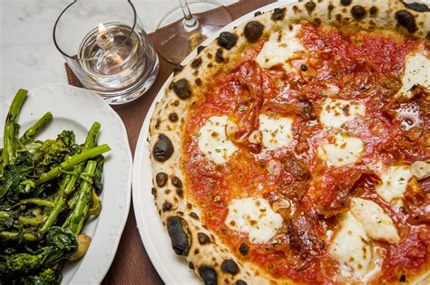 Housed in a cozy brownstone, this upscale restaurant was recently named the best italian restaurant in the entire country (by timeout magazine). The Best Italian Restaurants in Toronto