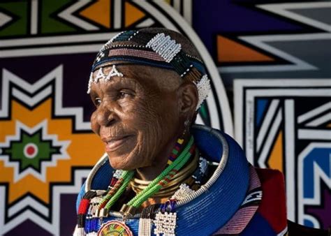 Iconic Ndebele Artist Esther Mahlangu To Go Solo In Paris Photos