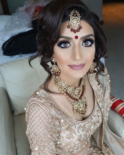 Reception is a very important day in the life of a bride. Hair & makeup for reception | Bridal hairstyle for ...