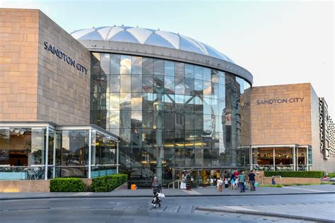L2ds Sandton City Back To 85 Of Weekend Shoppers Moneyweb