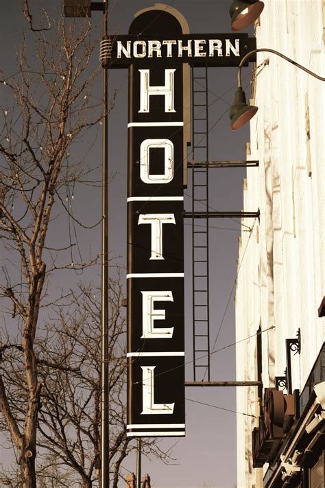 Old Hotel Sign I Love Old Stuff Hotel Hallway Hotel Entrance Hotel Signage Hotel Facade