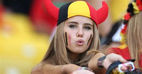 World Cups Sexiest Fan Won Modelling Contract After Being Spotted In
