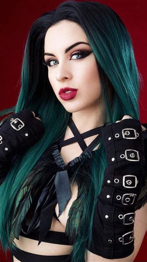 Pin By Zombie Tophat On Envy Gothic Hairstyles Goth Beauty Hot Goth