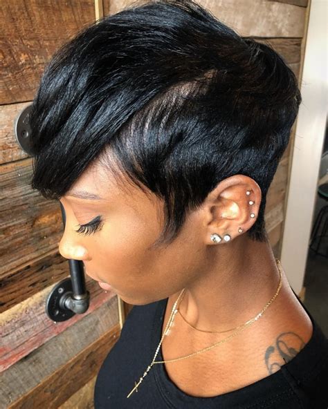 35 Hottest Short Hairstyles For Black Women For 2023