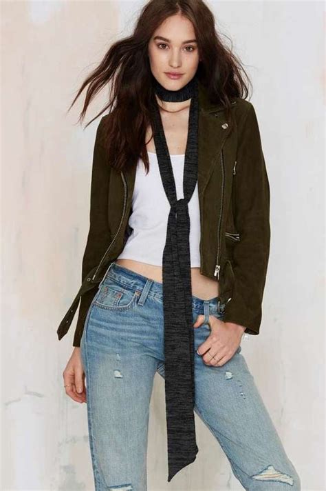 Nasty Gal Eliza Skinny Scarf 18 Holiday Ts By Personality Type