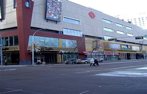 Edmonton City Centre Super Regional Mall In Edmonton Canada Mallscom