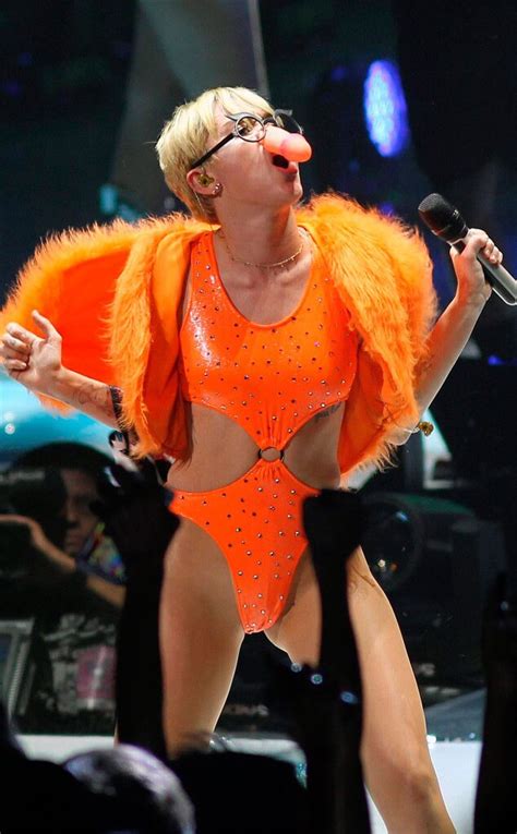 Penis Nose From Miley Cyrus Wildest Concert Pics E News