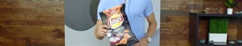 Lays Unveils 60 New Potato Chip Bags Starring 31 Everyday Smilers In Campaign To Donate 1