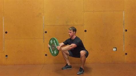 Weight Plate Counterbalance Squat Youtube