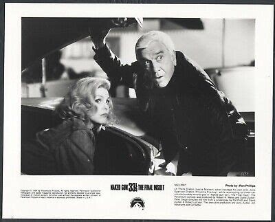 Priscilla Presley Leslie Nielsen In Naked Gun The Final Insult Trunk Car Picclick