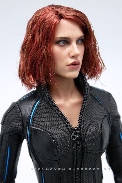 Toyhaven Review Hot Toys Avengers Age Of Ultron Scarlett 11648 Hot