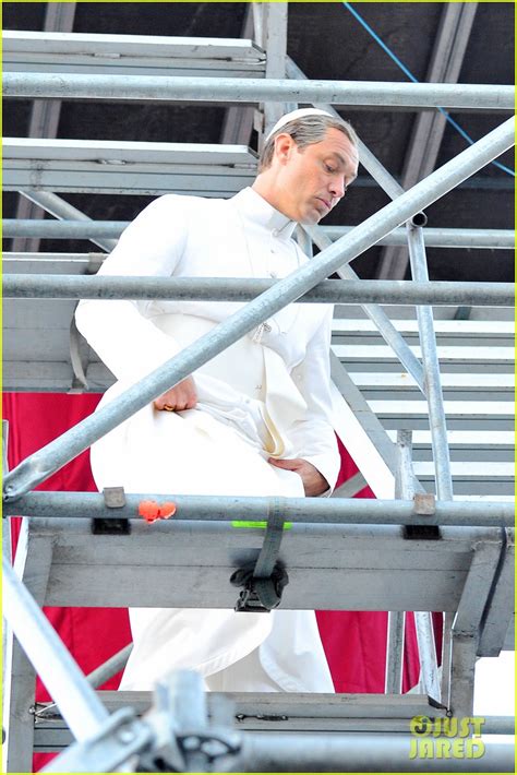 Full Sized Photo Of Jude Law Films New Movie As The Pope 03 Photo