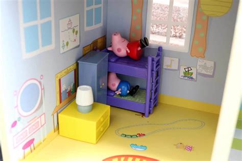 Peppa Pig Peppas Wooden Playhouse Review What The Redhead Said