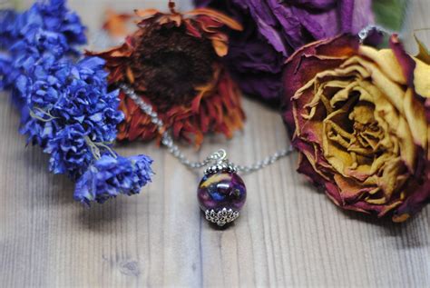 Your dried flowers or cremains. Dried Funeral Flower Jewelry, Wedding Flower Jewelry ...