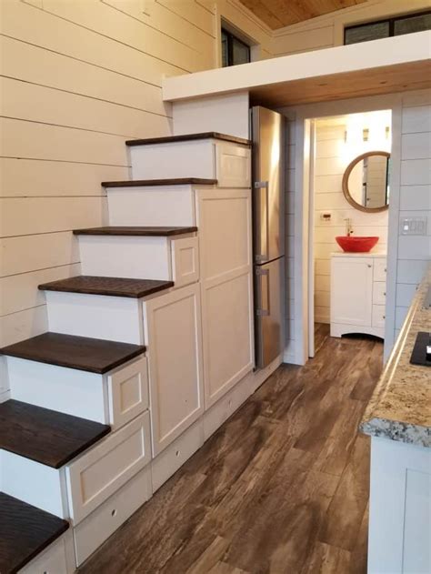 24 Tiny House With High End Appliances Spacious Open Layout With Lots