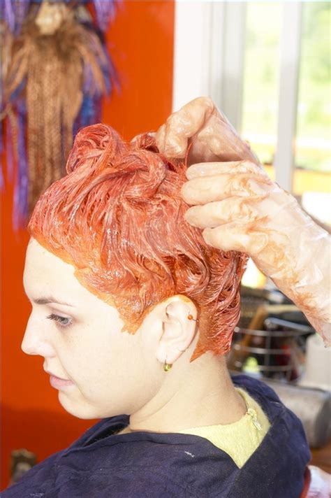 How To Make Natural Red Hair Dye Leaftv