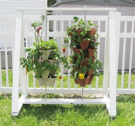 Stacking Planters With Watering System Vegetable Planters Garden