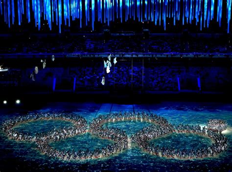 Winter Olympics Closing Ceremony Russia Pokes Fun At Opening Ceremony Snowflake Ring