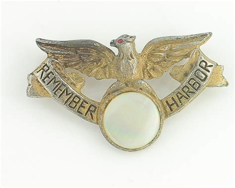 Vintage Remember Pearl Harbor American Eagle Pin Brooch December 7