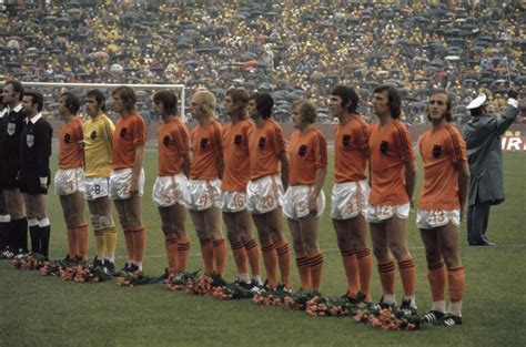 Leuk dat je actief wilt zijn op de grootste voetbal community van nederland. Nederland op het wereldkampioenschap voetbal 1974 - Wikiwand