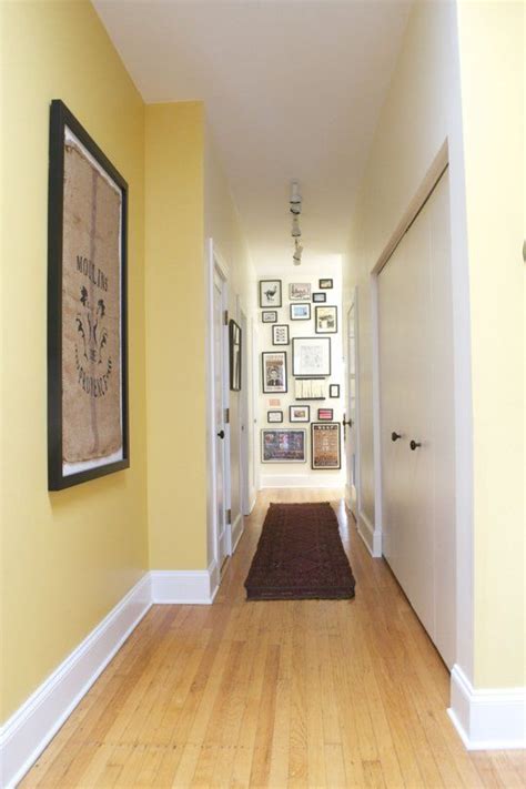 Place the large rug within 12 inches of the walls on all sides, or place it in the middle where it stops several inches away from all the furniture. Ways to Make Your Narrow Hallway Look Bigger