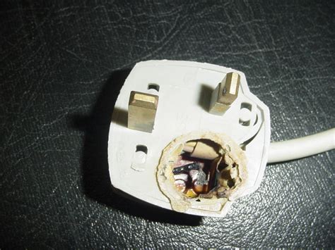 Either the wires were not the correct size to begin with, or. Caboose » Fun with dodgy wiring