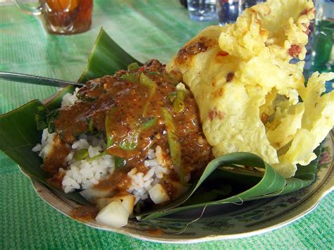 Haaa.mak aku cakap ni masakan jawa indon. Resep Mudah Pecel Semanggi Legendaris | Aneka Resep dan ...