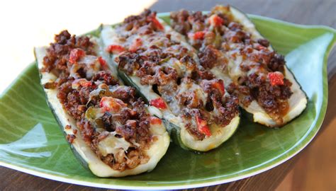 Want to save this recipe for later? Pinterest Recipe Review - Stuffed Banana Peppers & Zucchini Boats | Nutrition Know How