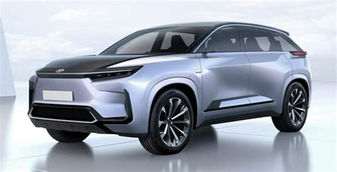 Toyota เตรียมสร้างรถ Suv ไฟฟ้า 100 เบาะนั่ง 3 แถวรุ่นใหม่ ในปี 2025