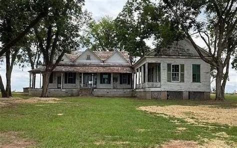1834 Fixer Upper In Pine Apple Alabama — Captivating Houses