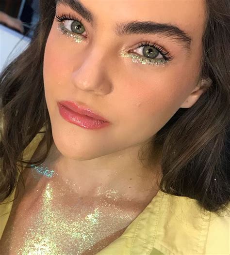 24k gold glitter sparkle and stand out at your next music festival! Festive party night time gold glitter makeup look and ...