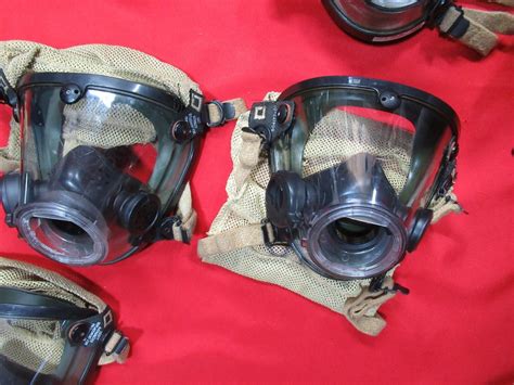Scott Av 2000 Full Facepiece Firefighter Scba Mask Large Xl Air