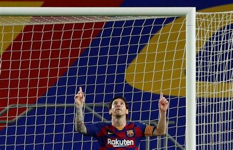 Video Lionel Messi Scores 700th Career Goal With Panenka Penalty During Barcelona Vs Atletico