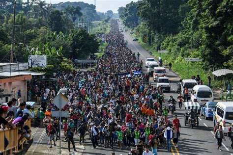 Honduran Migrant Caravan Resumes March From Mexico To Us I24news