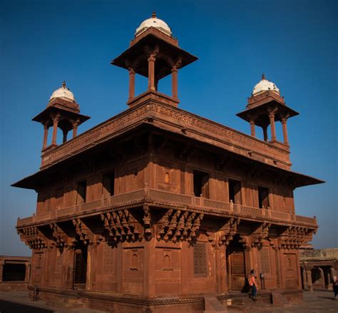 100 Must See Historical Places And Monuments In India Wanderwisdom