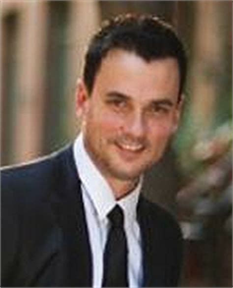 Page's hit single shortly topped the billboard hot 100 list. Singer/Industry Vet Tommy Page Passes At 46 | AllAccess.com