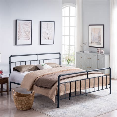Noble House Yakub Industrial Queen Size Iron Minimal Bed Frame
