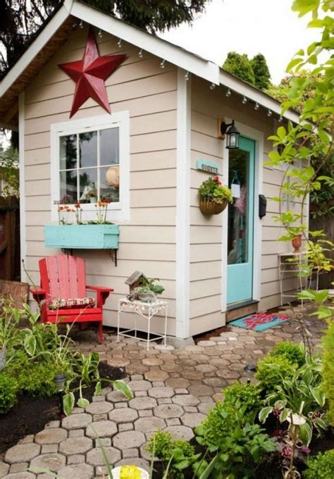 30 Garden Shed Decorating Ideas