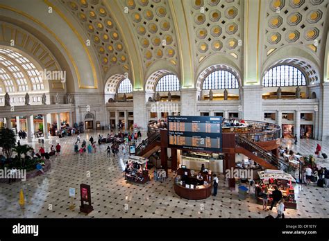 Union Station Washington Dc A View Of The Main Terminal Entrance And